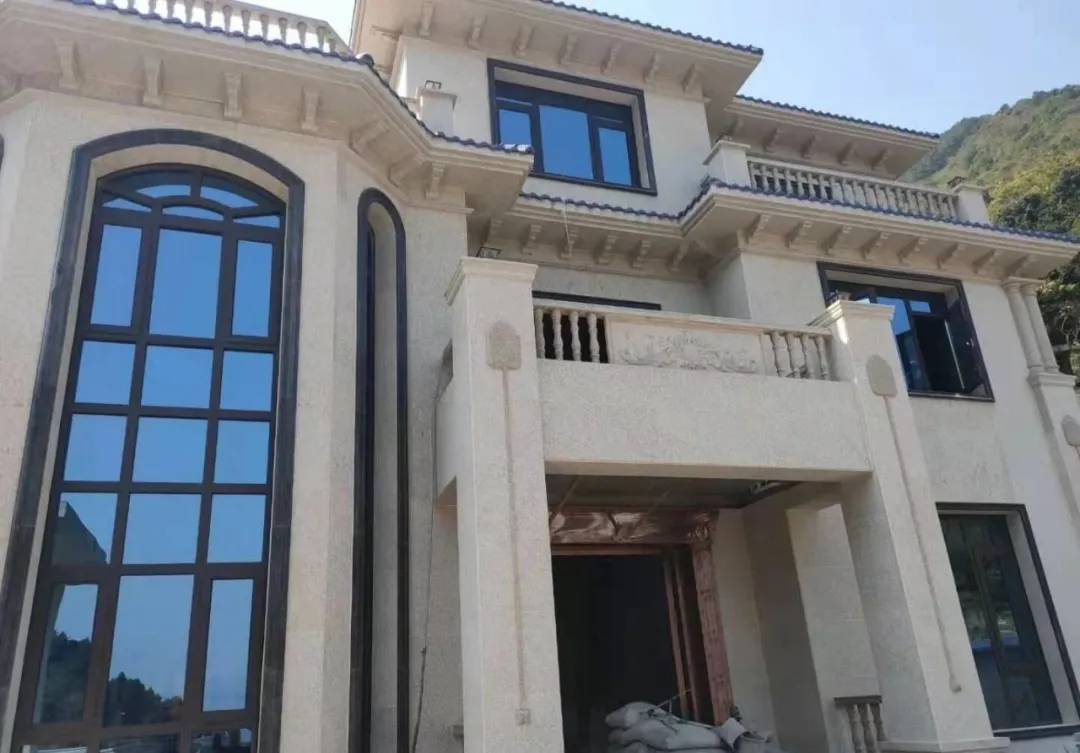 石材栏杆的优缺点，为什么现在石材栏杆看到的很少呢？