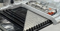 特斯拉动力电池专家取得电池技术突破：锂离子电池使用寿命最高可达 100 年