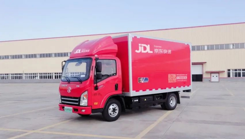 首批“换电车”投入运营,京东物流成全国首家规模使用换电新能源车的物流企业 图片