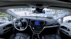 AutoX 发布上海中心城区首个 RoboTaxi 公开运