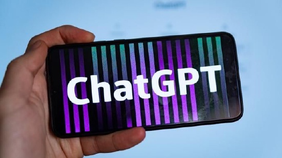 ChatGPT 迅速蹿红背后:底层创新不足,风险令人担忧