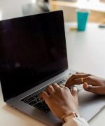 提升网站点击率的技巧（如何吸引更多访问者浏览你的网站