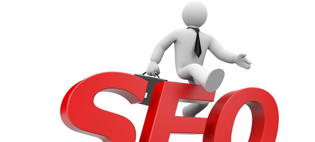 如何利用优化提高网站在搜索引擎中的排名（SEO优化技巧，帮助网站排名）