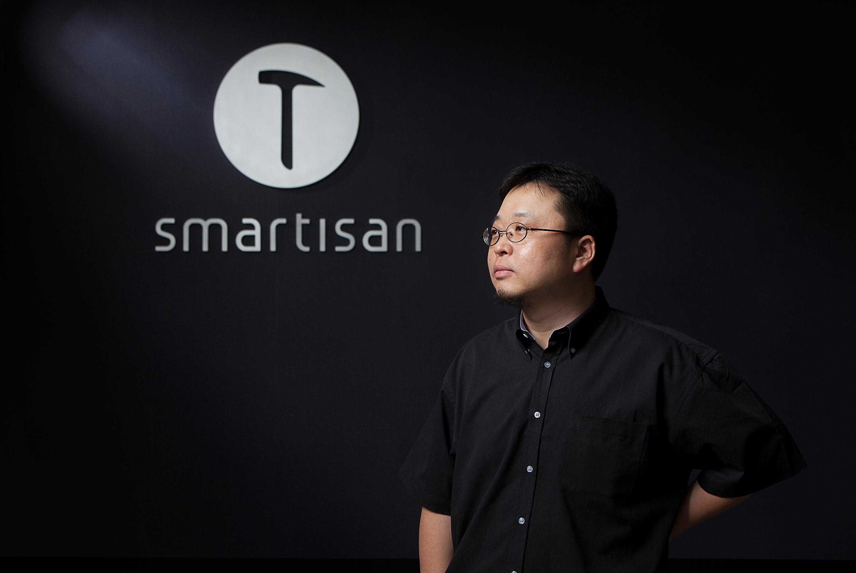 老罗成老赖?被限制高消费后,罗永浩收购苹果的闹剧该怎么收场?_老客外