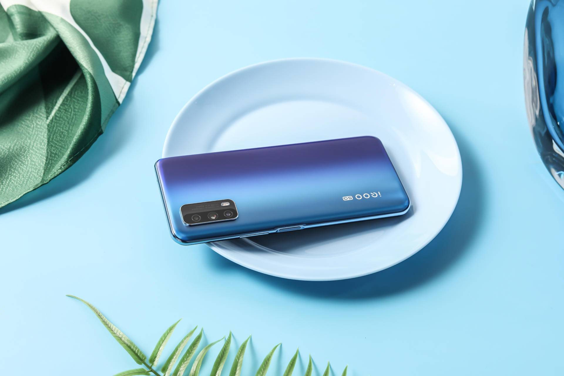 iqooz1x到底强在哪主要集中在这几点